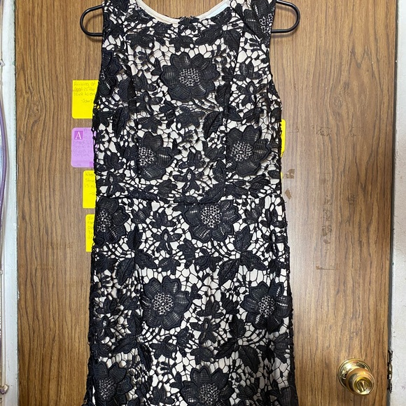 New York & company Black laced dress - Picture 4 of 13